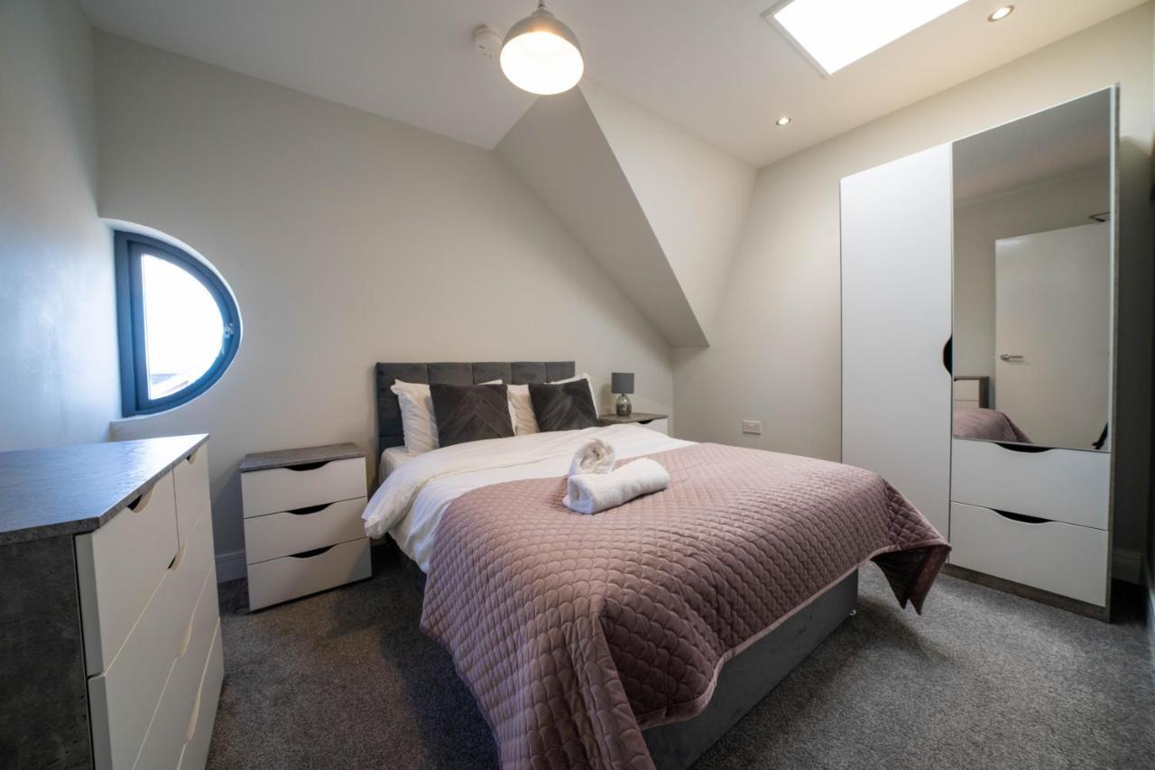 Three Bed Apartment Sleeps 5 In Botanic Belfast Dış mekan fotoğraf