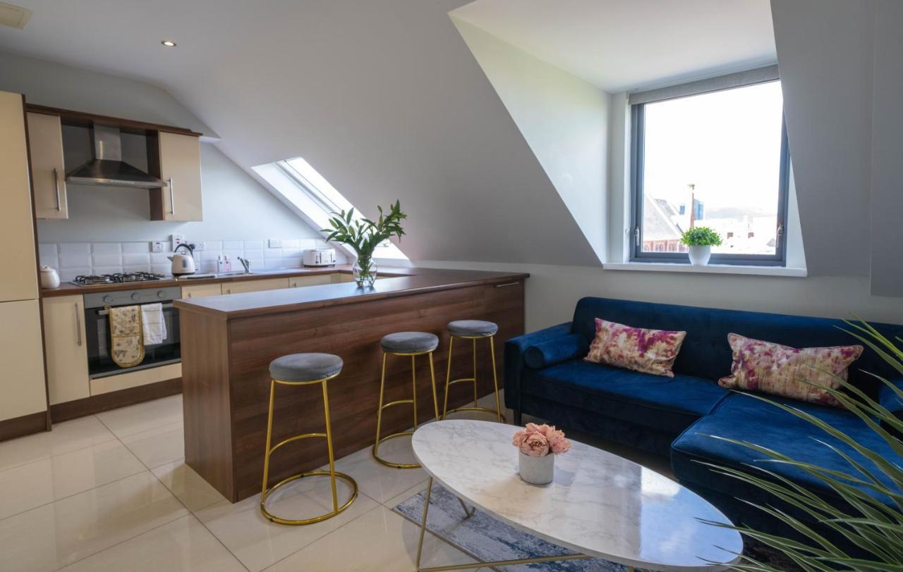 Three Bed Apartment Sleeps 5 In Botanic Belfast Dış mekan fotoğraf